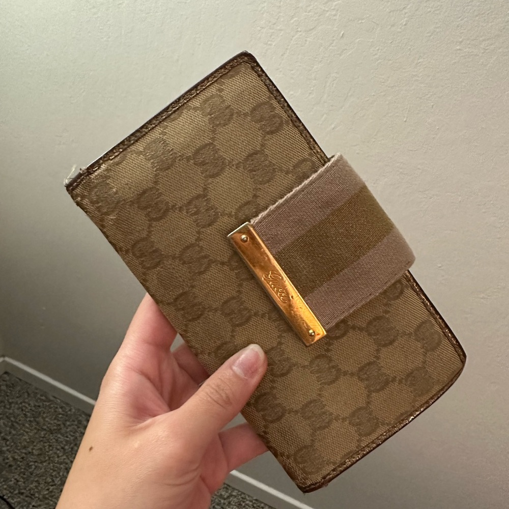 Authentic Gucci Long Wallet
